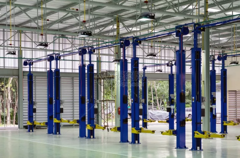 Steel Structure Maintenance Garage